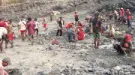 缅甸采矿区坍塌实拍，场面吓人，工人被埋！难道翡翠又要涨价？